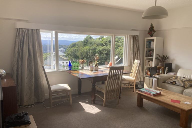 Photo of property in 56f5 Tanera Crescent, Brooklyn, Wellington, 6021