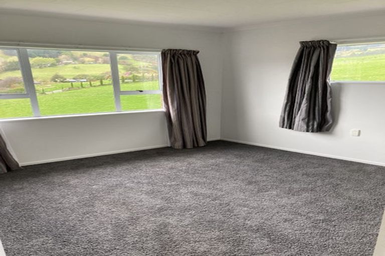 Photo of property in 3 Hellyer Street, Macandrew Bay, Dunedin, 9014