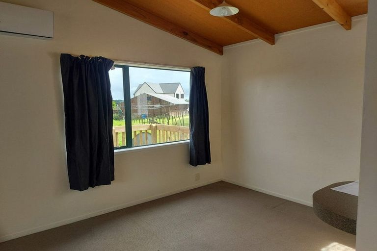 Photo of property in 451 Paremoremo Road, Paremoremo, Auckland, 0632