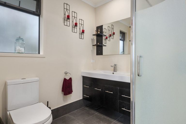 Photo of property in 43 Norm Freeman Drive, Te Puke, 3119