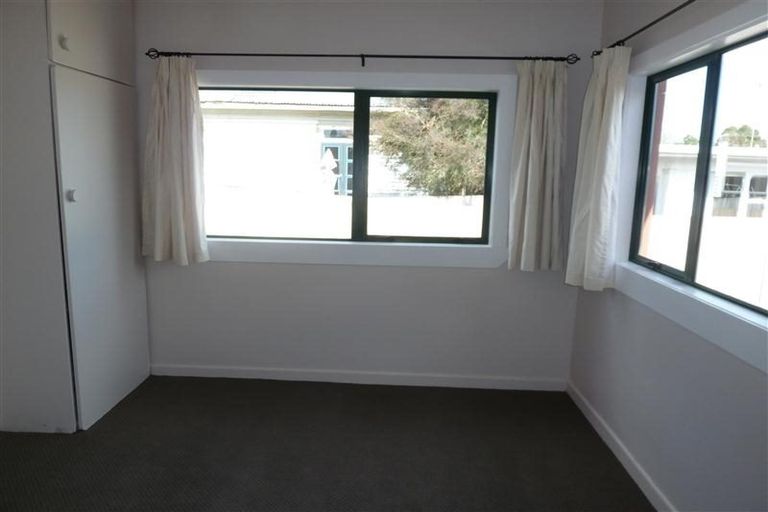 Photo of property in 10 James Road, Manurewa, Auckland, 2102