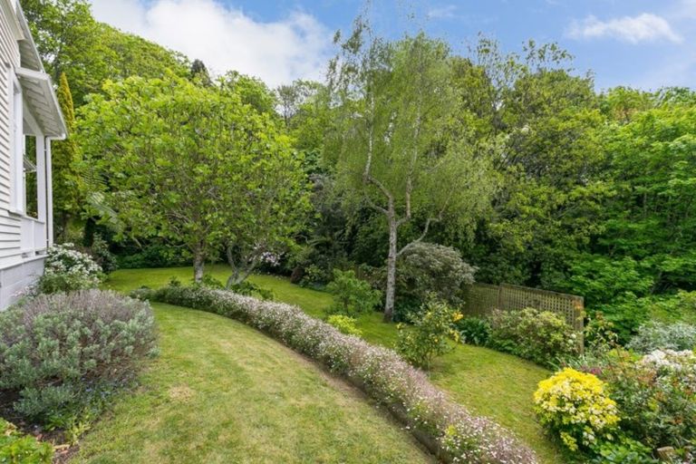 Photo of property in 22 Grosvenor Terrace, Wadestown, Wellington, 6012