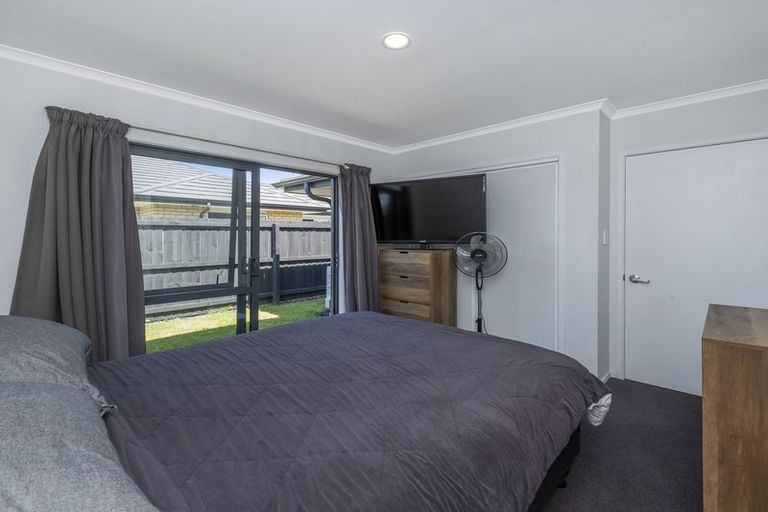 Photo of property in 37 Limbrick Crescent, Wigram, Christchurch, 8042