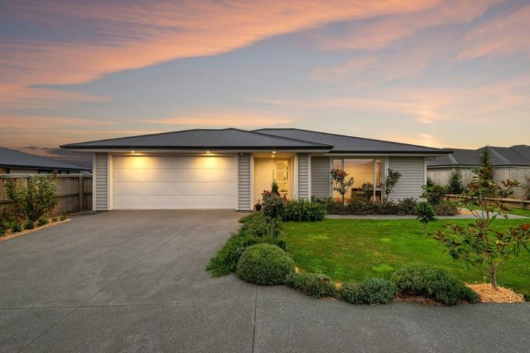 Photo of property in 29 Galatos Street, Rangiora, 7400