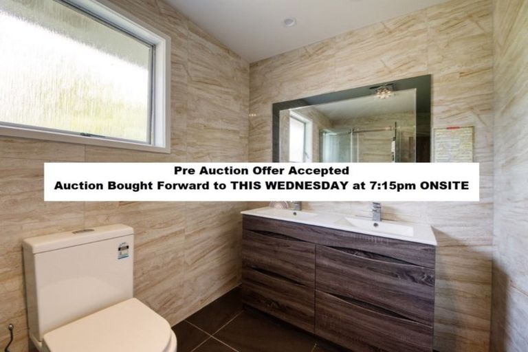 Photo of property in 28 Matama Road, Glen Eden, Auckland, 0602