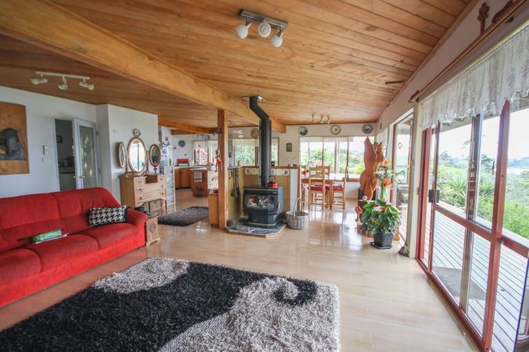 Photo of property in 221 Pahi Road, Pahi, Paparoa, 0571