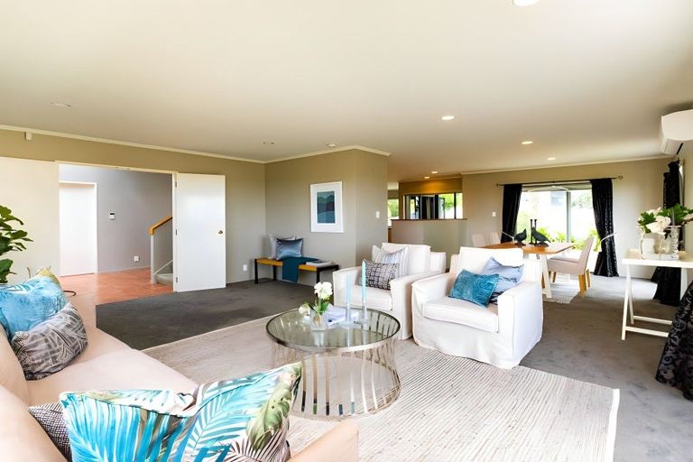 Photo of property in 84 Churchill Drive, Taradale, Napier, 4112