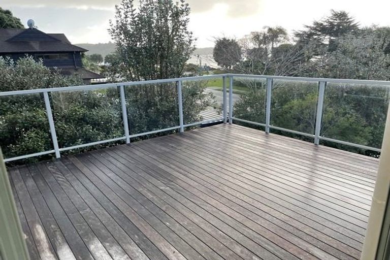 Photo of property in 8 Sunburst Avenue, Snells Beach, 0920