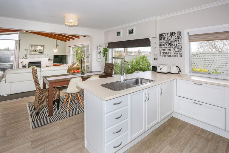 Photo of property in 11 Harrisville Road, Tuakau, 2121