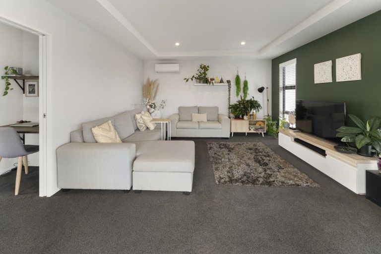 Photo of property in 11 Huntaway Close, Stoke, Nelson, 7011