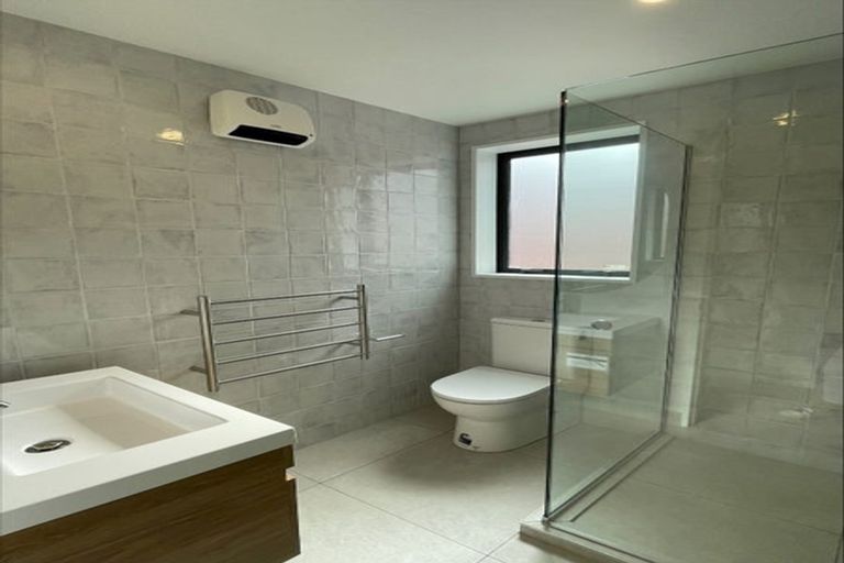 Photo of property in 1/15 Donald Place, St Albans, Christchurch, 8014