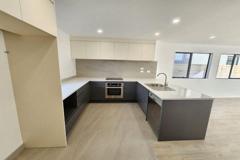 Photo of property in 4/25 Manse Road, Pahurehure, Papakura, 2113