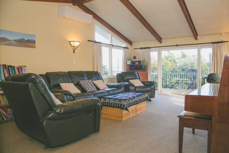 Photo of property in 12 Rakau Street, Havelock North, 4130