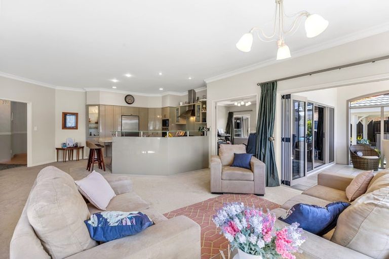Photo of property in 1 Santa Cruz Drive, Papamoa Beach, Papamoa, 3118