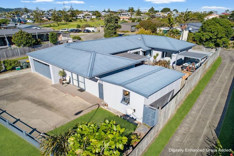 Photo of property in 11 Fishermans Drive, Coastlands, Whakatane, 3120