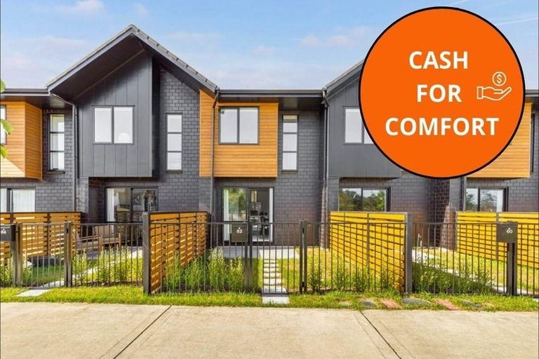 Photo of property in 90 Papatupu Way, Kumeu, 0810