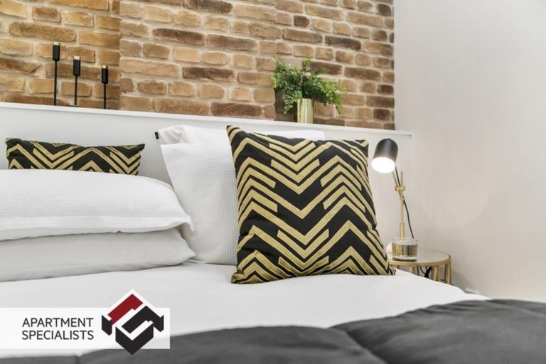 Photo of property in 6 Victoria Street, Hawera, 4610