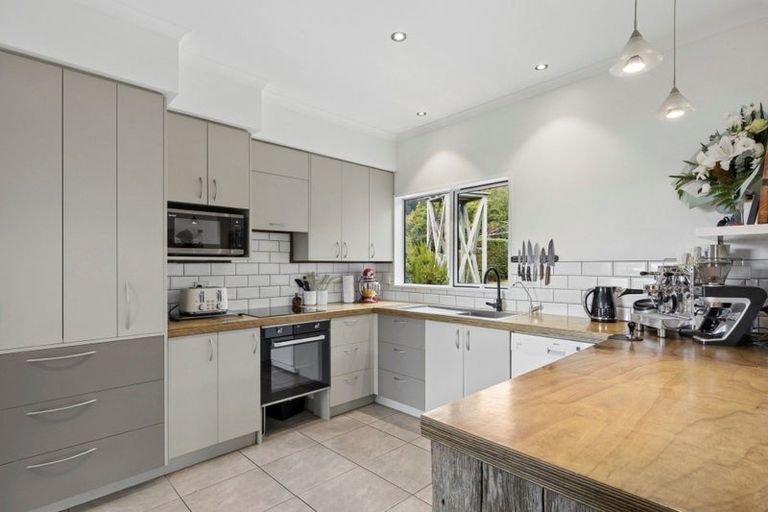 Photo of property in 152 Doctors Point Road, Waitati, 9085