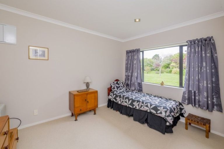 Photo of property in 16 Pukematawai Lane, Levin, 5571