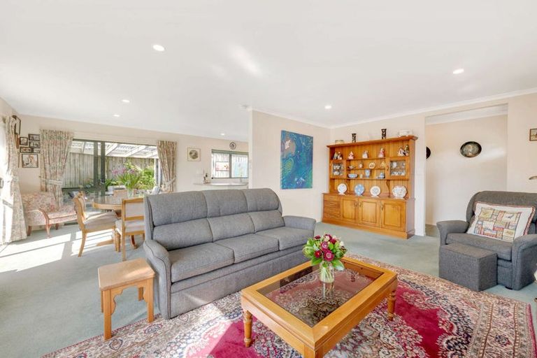 Photo of property in 19 Limerick Place, Dannemora, Auckland, 2016