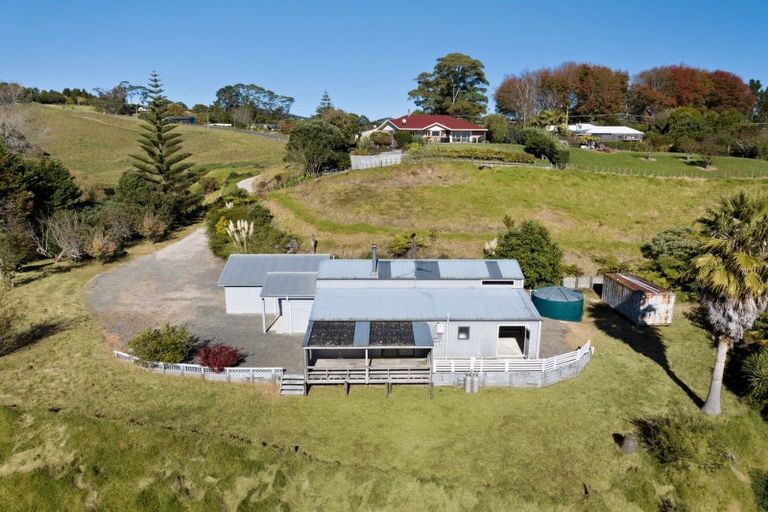 Photo of property in 383r Kaitemako Road, Welcome Bay, Tauranga, 3175