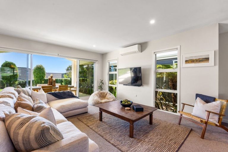 Photo of property in 61 Arataki Road, Havelock North, 4130