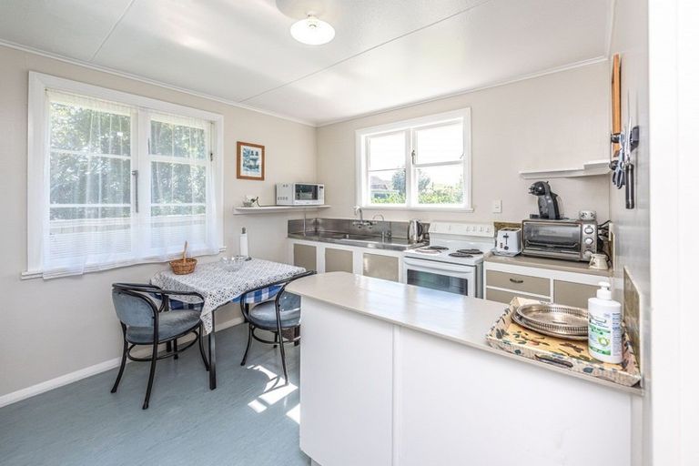 Photo of property in 1 Matarawa Street, Whanganui East, Whanganui, 4500
