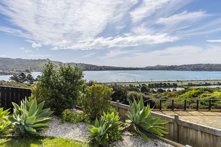 Photo of property in 40 John Burke Drive, Aotea, Porirua, 5024