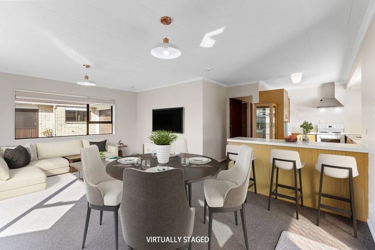 Photo of property in 20 Tukapa Street, Westown, New Plymouth, 4310