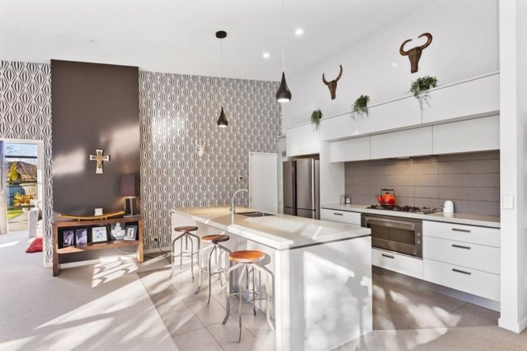 Photo of property in 11 Prebblewood Drive, Prebbleton, 7604