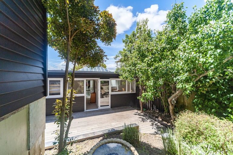 Photo of property in 120 Ohiro Road, Brooklyn, Wellington, 6021