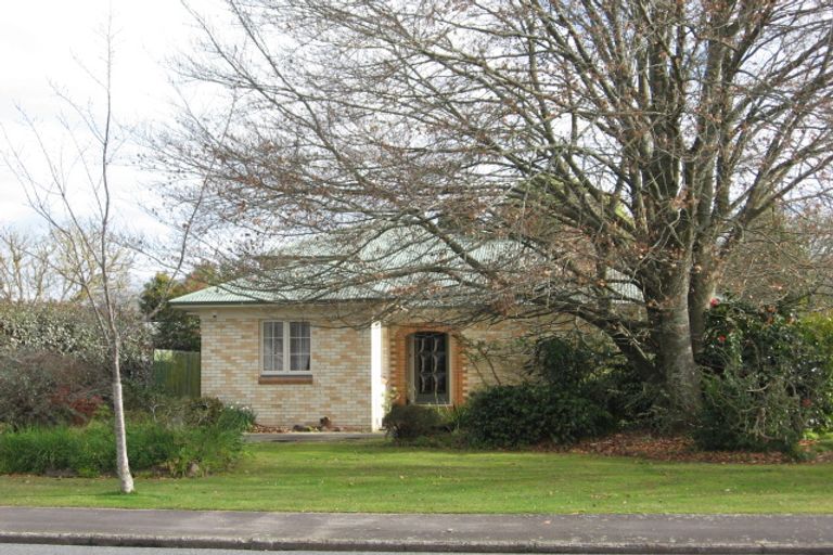 Photo of property in 27 Casey Avenue, Fairfield, Hamilton, 3214