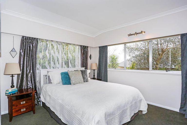 Photo of property in 11 Harrisville Road, Tuakau, 2121