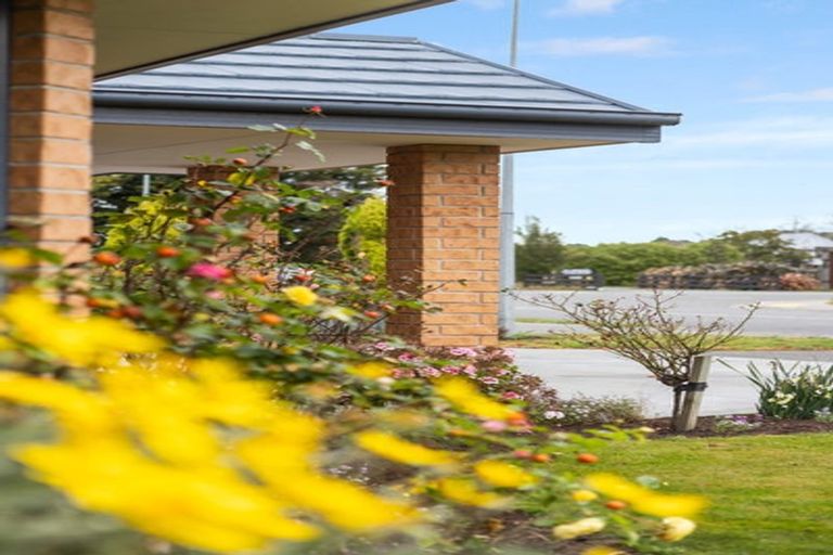 Photo of property in 145 Chinnerys Road, Woodend, 7610