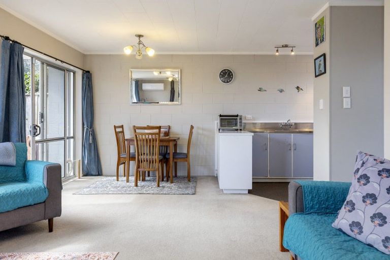 Photo of property in 1/86 Hinemoa Avenue, Taupo, 3330