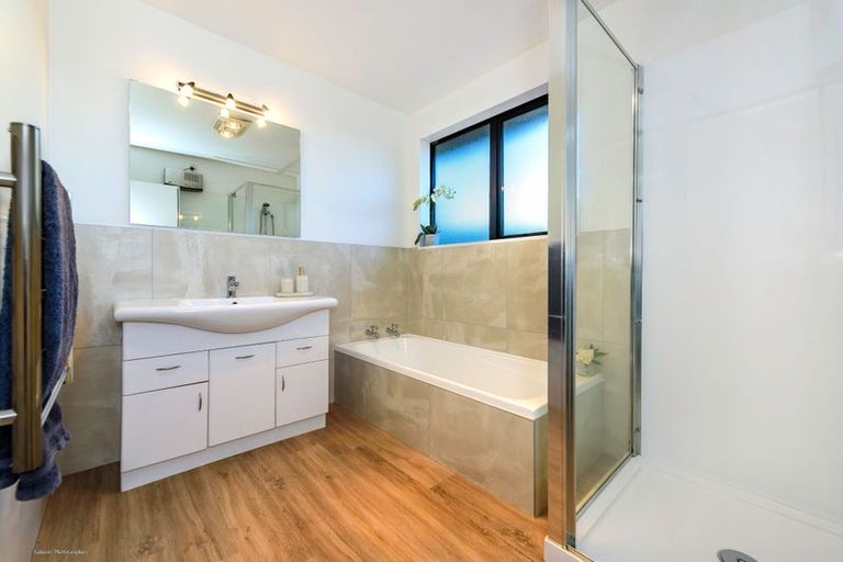 Photo of property in 2/32 Anglesea Avenue, Parklands, Christchurch, 8083