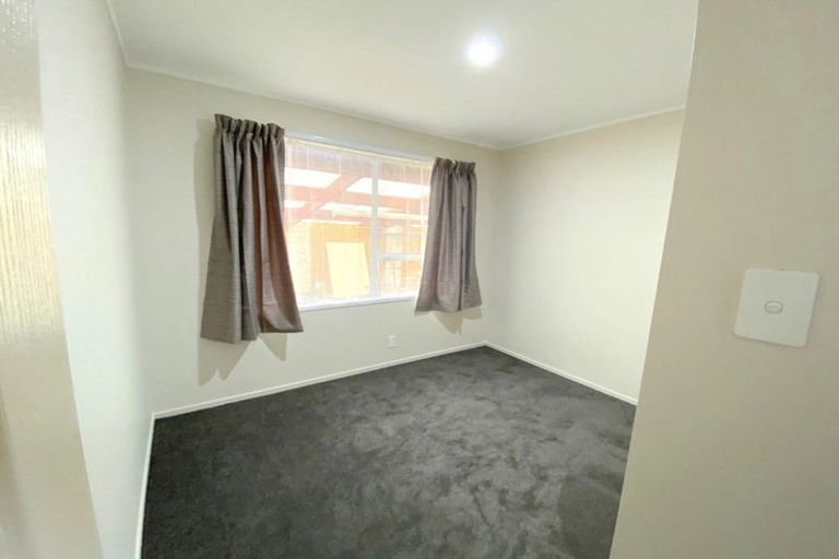 Photo of property in 1/20 Shalimar Place, Clover Park, Auckland, 2019