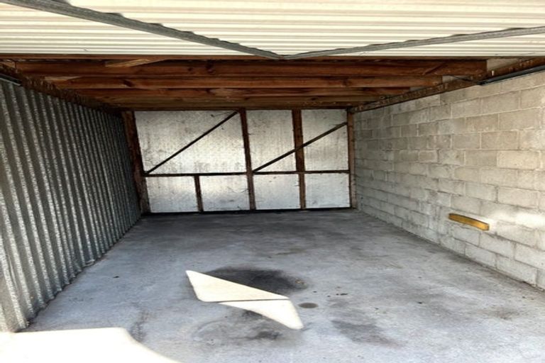 Photo of property in 1/516 Linwood Avenue, Woolston, Christchurch, 8062