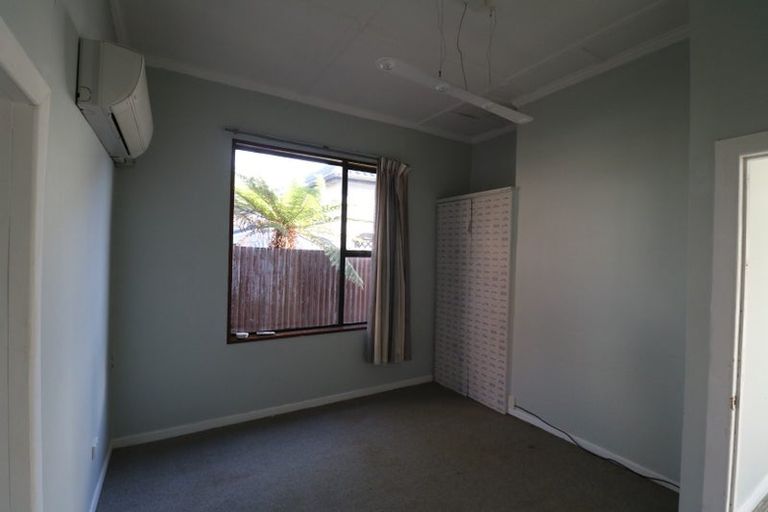 Photo of property in 10 Lochend Street, Musselburgh, Dunedin, 9013