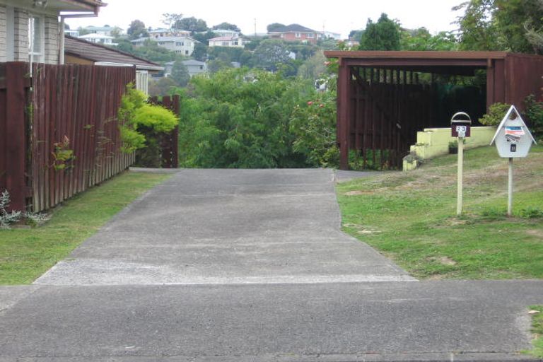 Photo of property in 2/23 Sartors Avenue, Northcross, Auckland, 0630