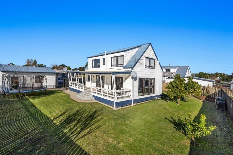 Photo of property in 23 Totara Street, Edgecumbe, 3120
