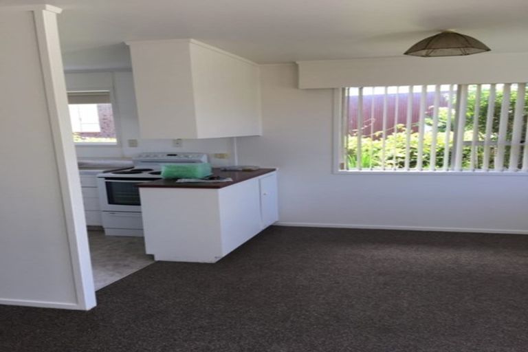 Photo of property in 19 Faith Bullock Place, New Lynn, Auckland, 0600