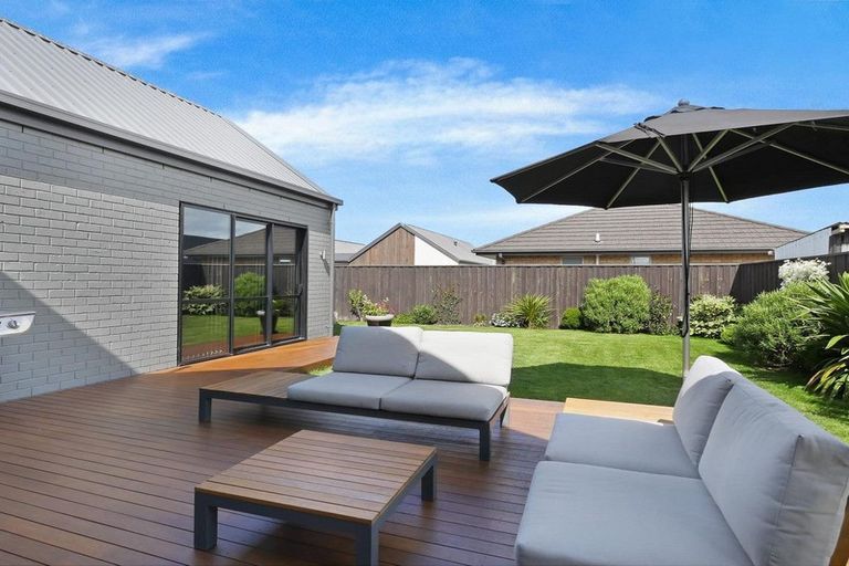 Photo of property in 24 Hartford Crescent, Rolleston, 7615