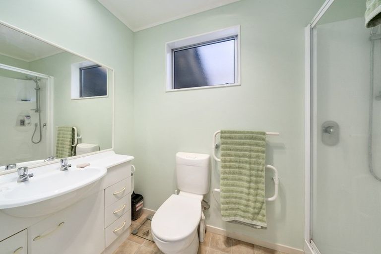 Photo of property in 16 Martin Road, Paraparaumu Beach, Paraparaumu, 5032