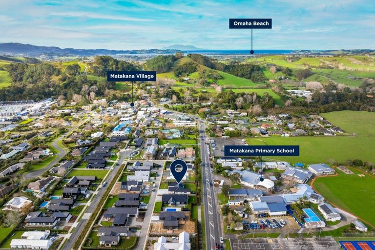 Photo of property in 8 Tiaki Lane, Matakana, 0985