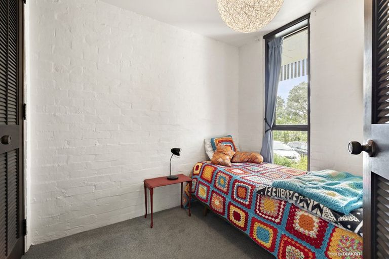 Photo of property in 141c Churton Drive, Churton Park, Wellington, 6037