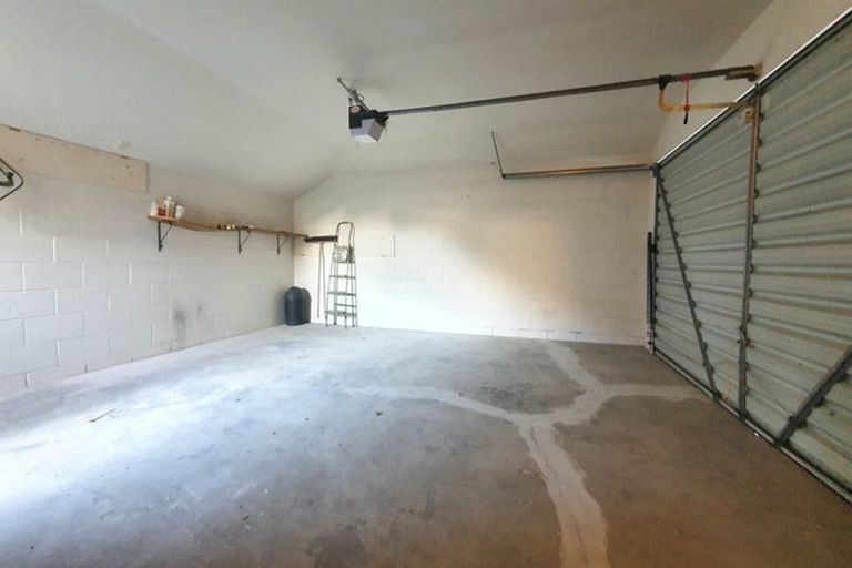 Photo of property in 71 Peverel Street, Riccarton, Christchurch, 8041