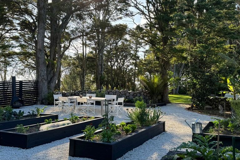 Photo of property in 267 School Road, Te Arai, Wellsford, 0974