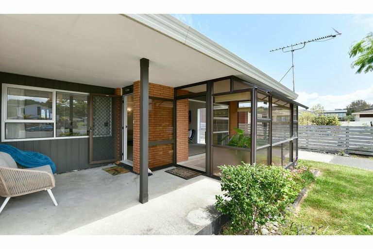 Photo of property in 8 Manuka Street, Orewa, 0931