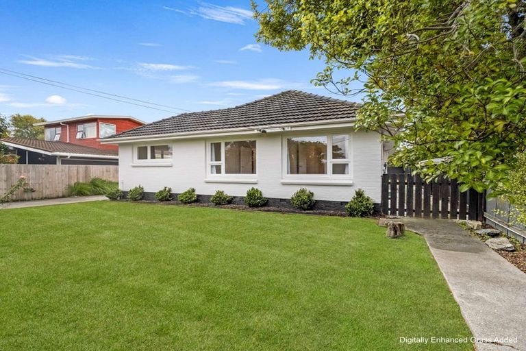 Photo of property in 94 Avondale Road, Avondale, Christchurch, 8061